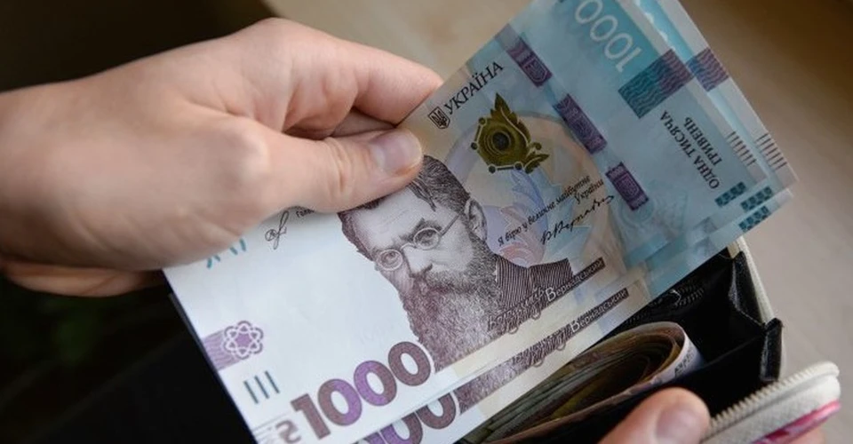 українці активно використовують переказ грошей з картки на картку,