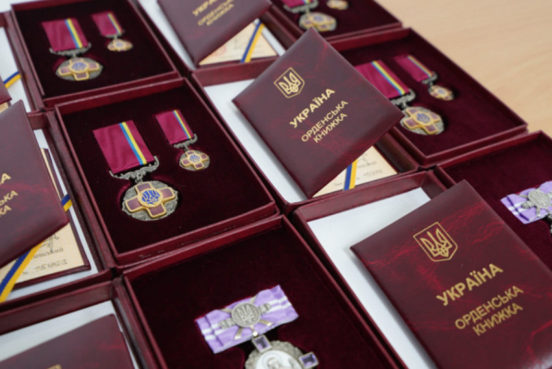 Держзрадників позбавлятимуть державних нагород: Рада підтримала законопроєкт у першому читанні