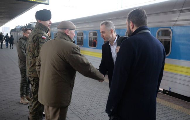 Заступник міністра оборони Польщі та представники польського оборонпрому прибули до України