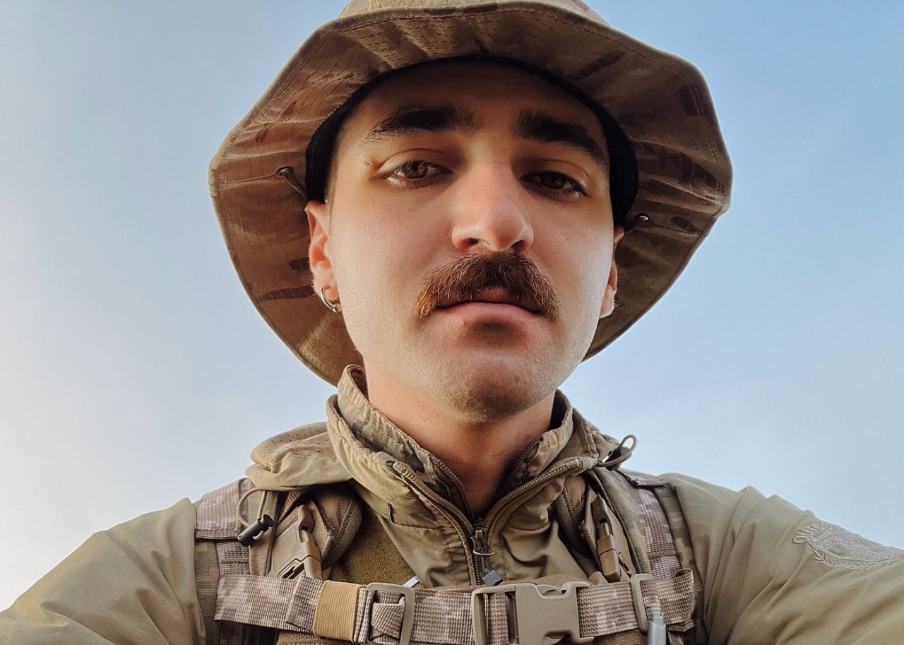 На фронті загинув фотограф і морпіх Костянтин Гузенко: людина, що знімала правду про війну