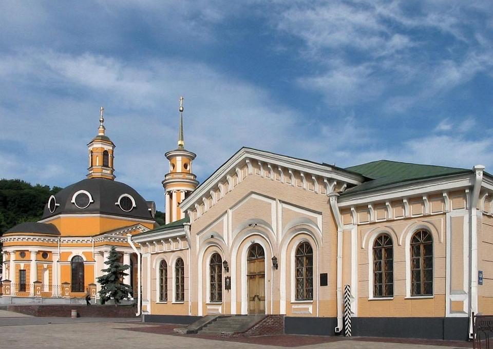 Поштова площа шукає рішення: у Києві оголосили конкурс для порятунку археологічної пам’ятки