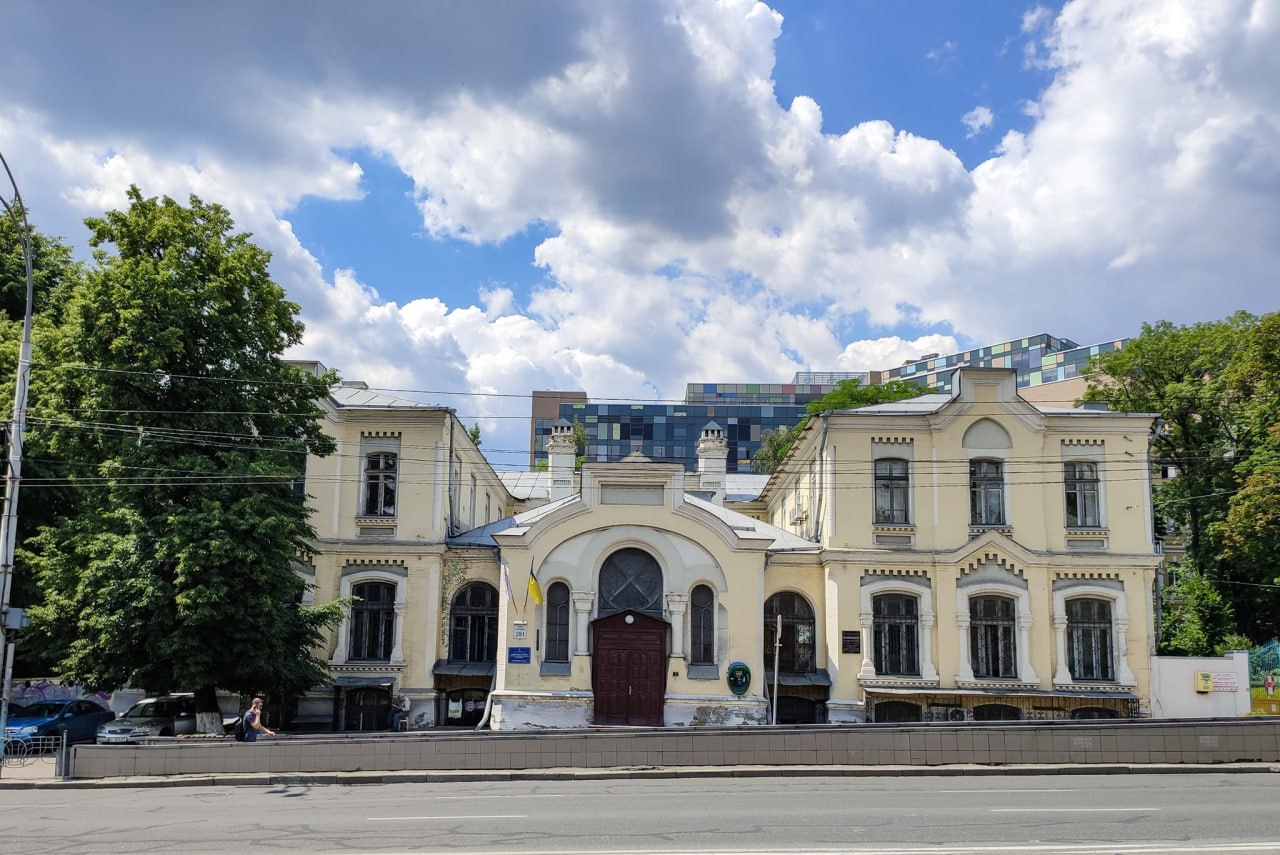 Корпус «Охматдиту» став пам’яткою: чому історична амбулаторія Терещенка важлива для Києва